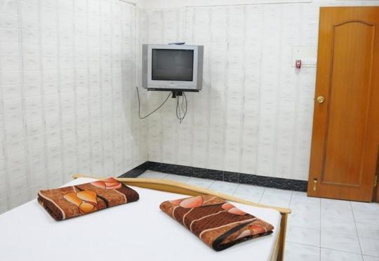 Lloyds Guest House, North Boag Road, T. Nagar Ченай Екстериор снимка